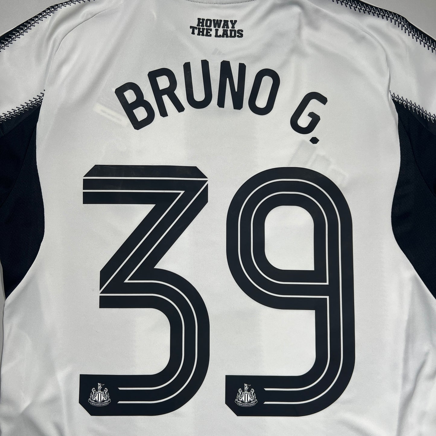 Official #39 Bruno G. 25/26 Newcastle United Home Stadium Shirt Long Sleeve Carabao Cup