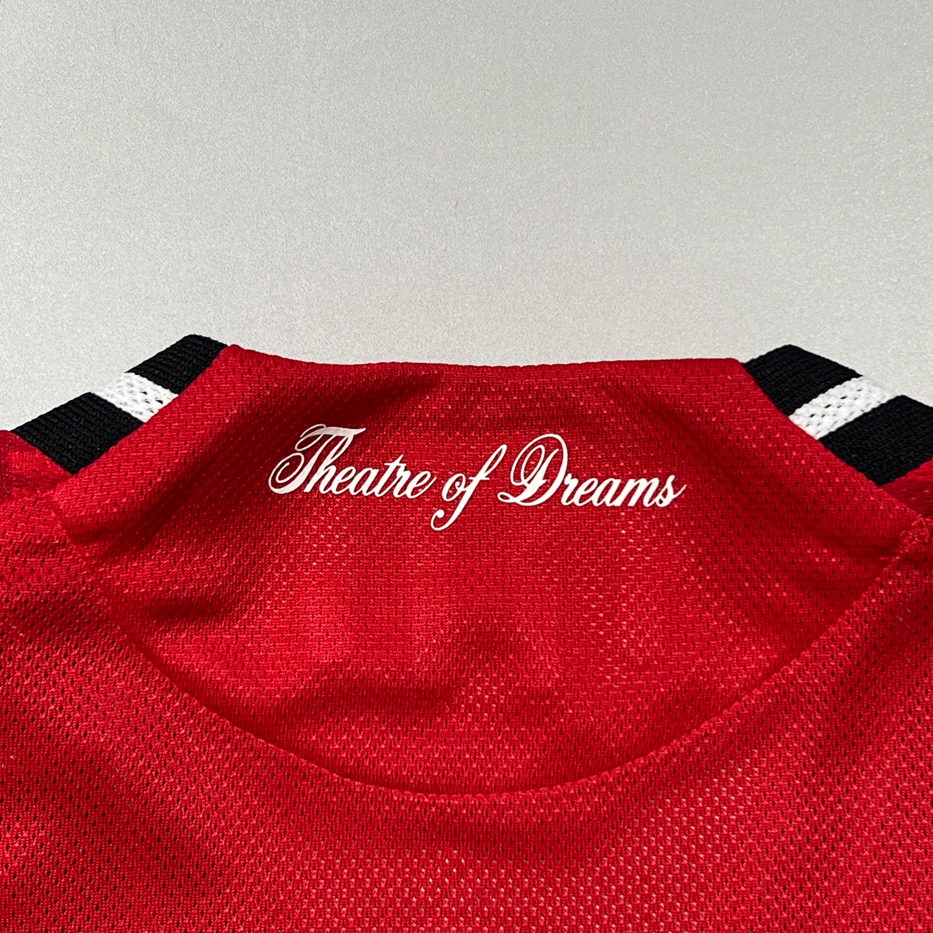 Official #8 B.Fernandes 25/26 Manchester United Home Authentic
