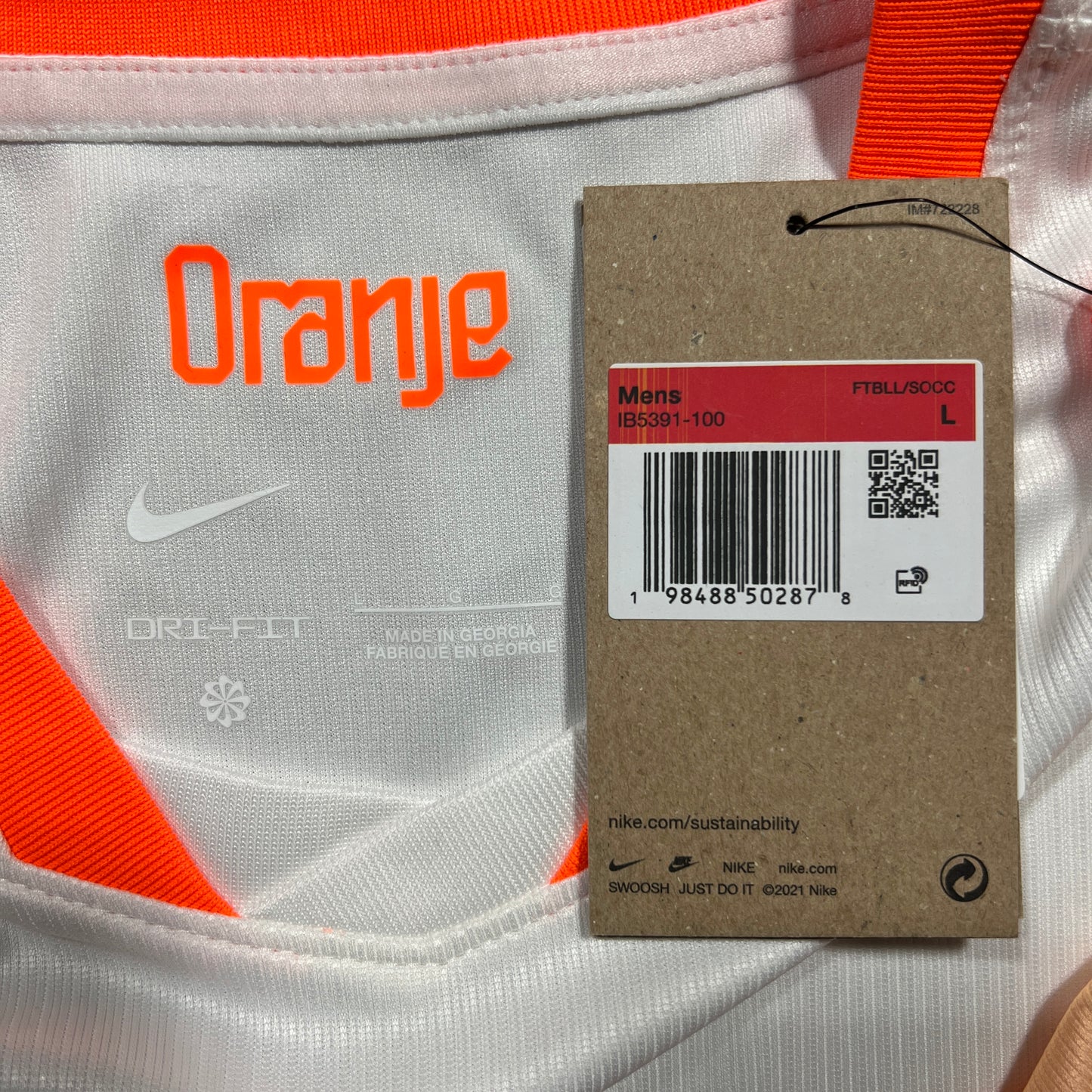 Official 2026 Netherlands Away Stadium Shirt