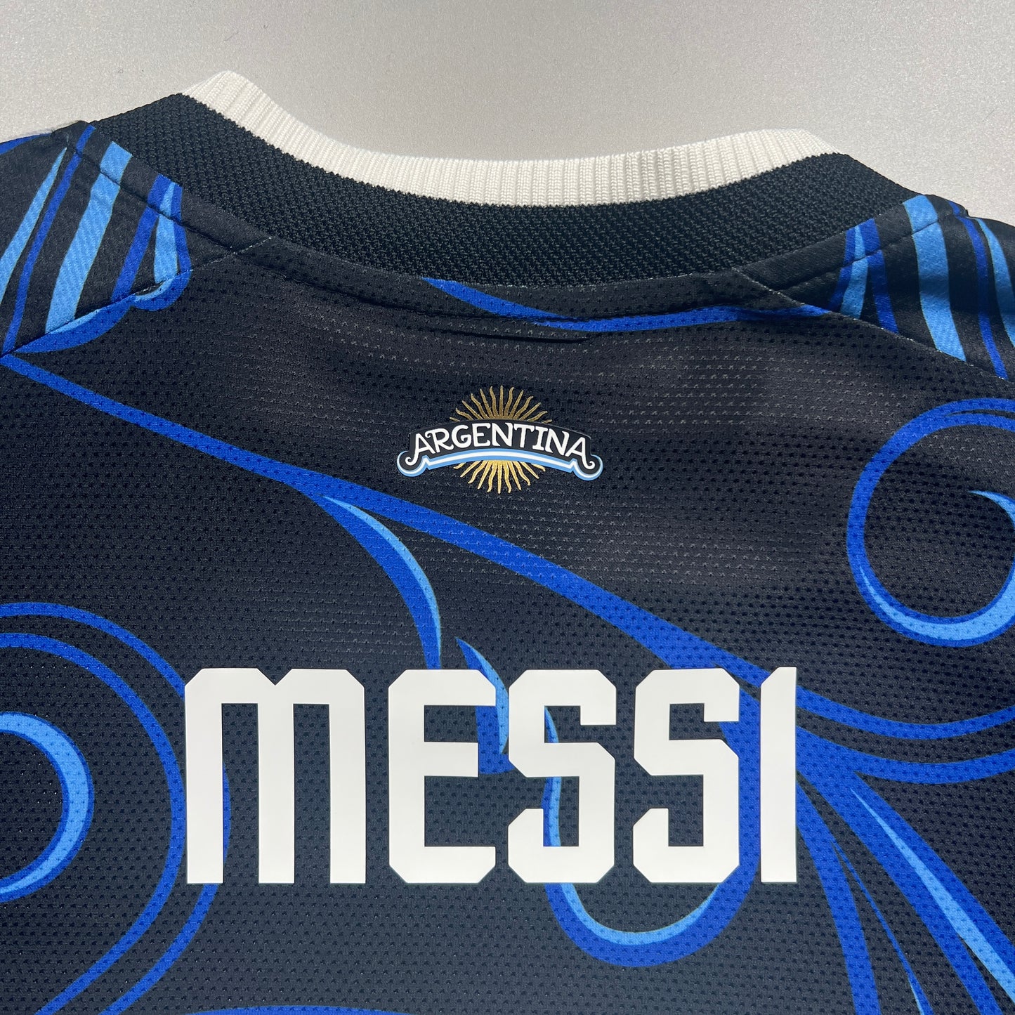 [Pre-Order] Official #10 Messi 2026 Argentina Away Authentic Shirt