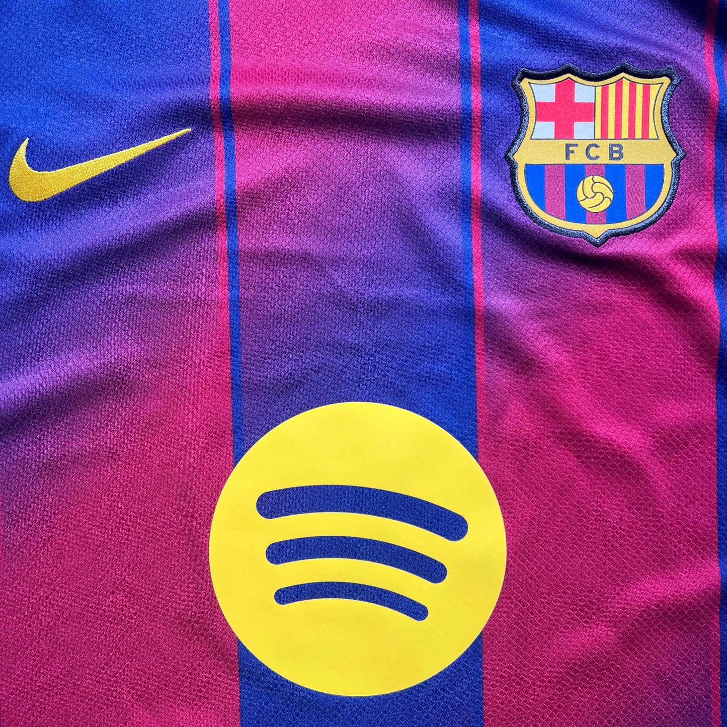 Official #6 Gavi 25/26 FC Barcelona Home Stadium Shirt Size L