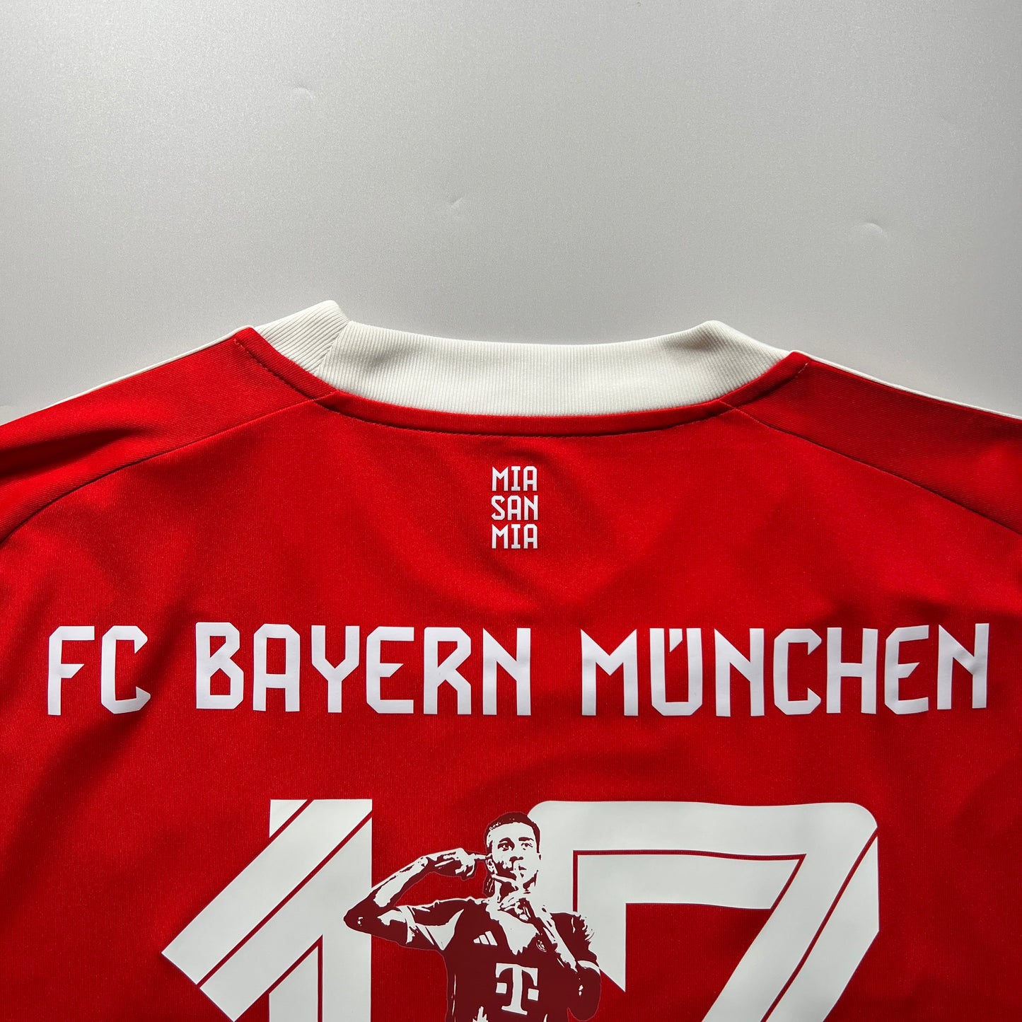 Official #17 Olise 25/26 FC Bayern Munchen Home Stadium Shirt Special Edition Size L(JP:2XL)