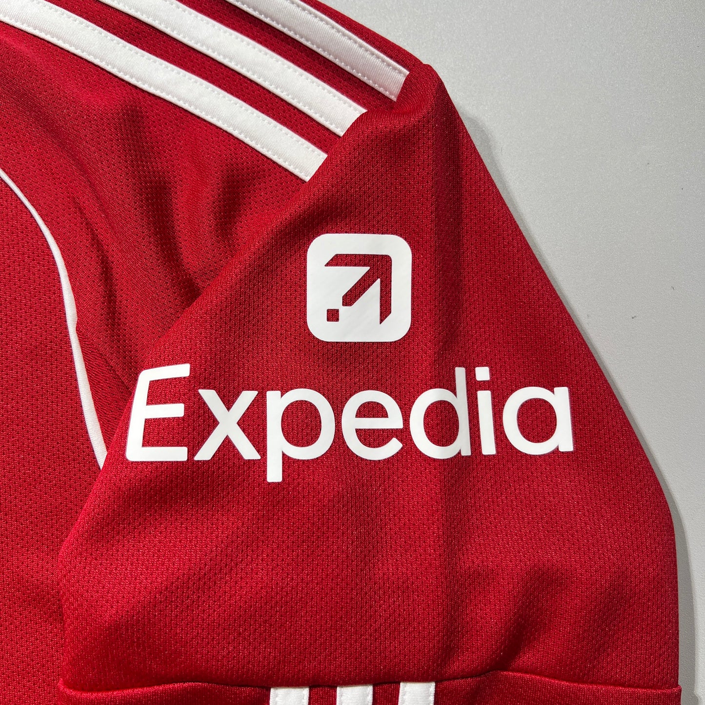 Official #11 M.Salah 25/26 Liverpool Home Stadium Long Sleeve Shirt UCL Adidas JV6456