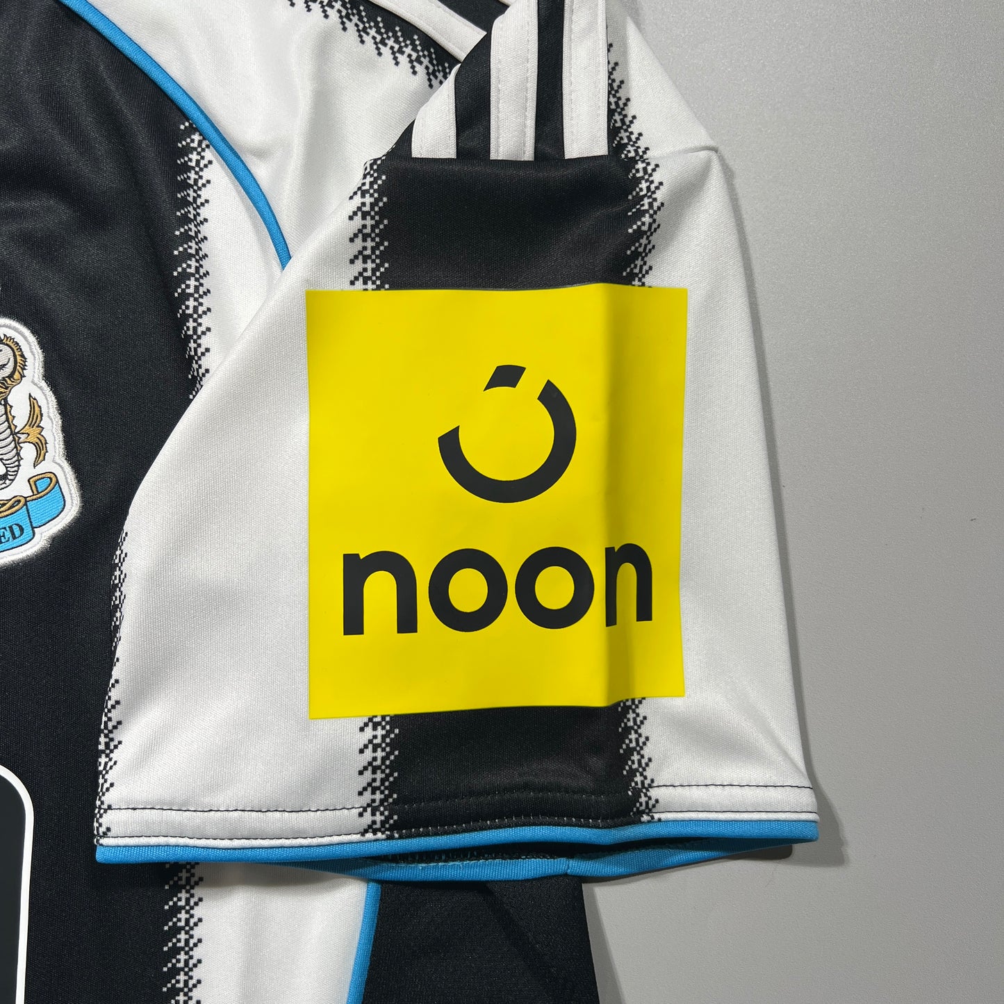 Official #10 Gordon 25/26 Newcastle Home Stadium Shirt Size L (JP:2XL) UCL Adidas JI7382