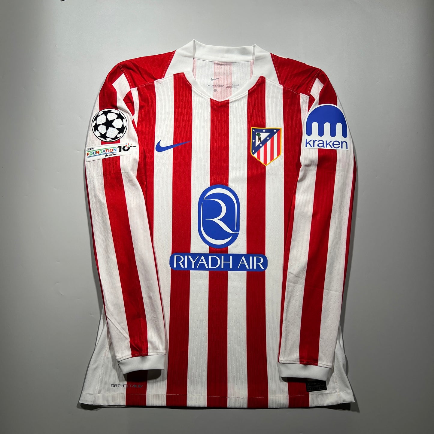 [Pre-Order] Official #7 Griezmann 25/26 Atletico Madrid Home Player Issue Long Sleeve Shirt UCL Nike HJ4450-614