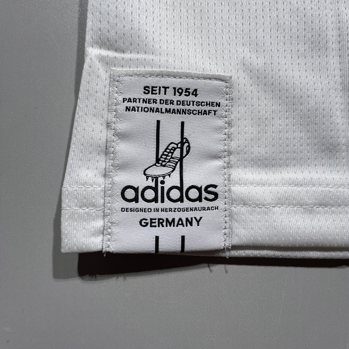 Official #19 Sane 2026 Germany Home Stadium Long Sleeve Shirt Size S/M (JP: L) Adidas JM1380